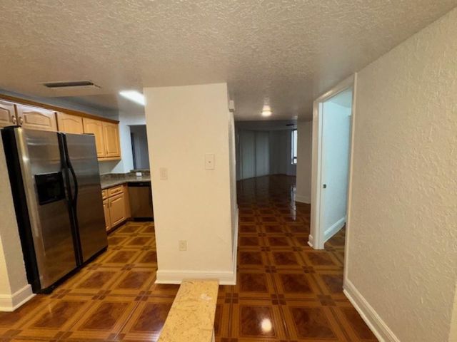 8740 NW 40th St 405, Coral Springs, FL 33065