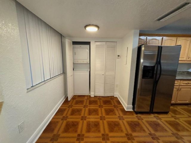 8740 NW 40th St 405, Coral Springs, FL 33065