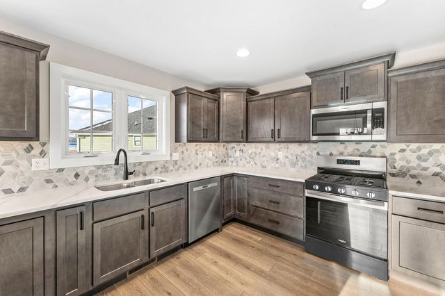 13973 Blue Sky Court, Dyer, IN 46311