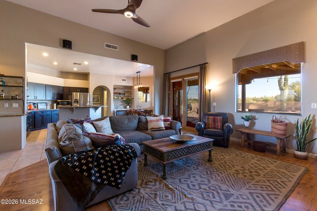 3527 W Desert Tulip Court, Tucson, AZ 85745
