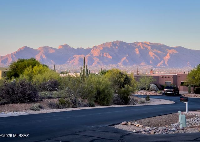 3527 W Desert Tulip Court, Tucson, AZ 85745