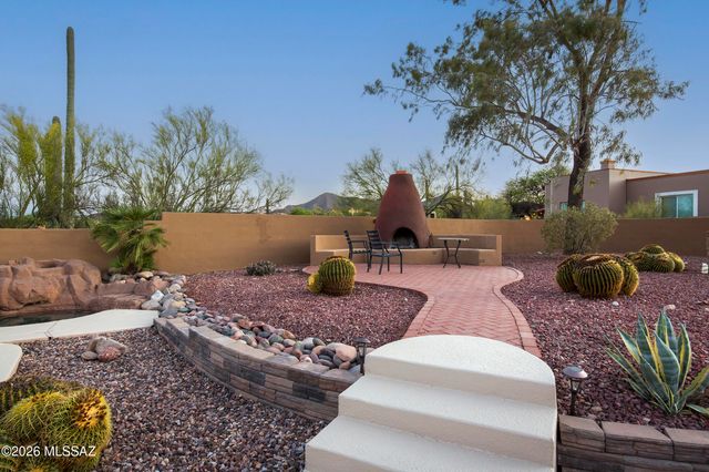 3527 W Desert Tulip Court, Tucson, AZ 85745
