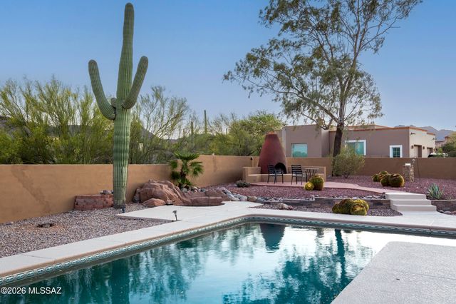 3527 W Desert Tulip Court, Tucson, AZ 85745