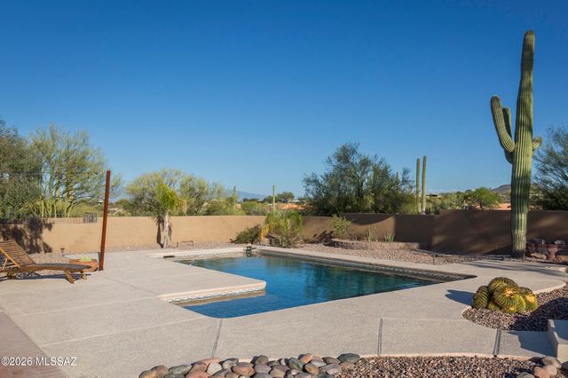 3527 W Desert Tulip Court, Tucson, AZ 85745