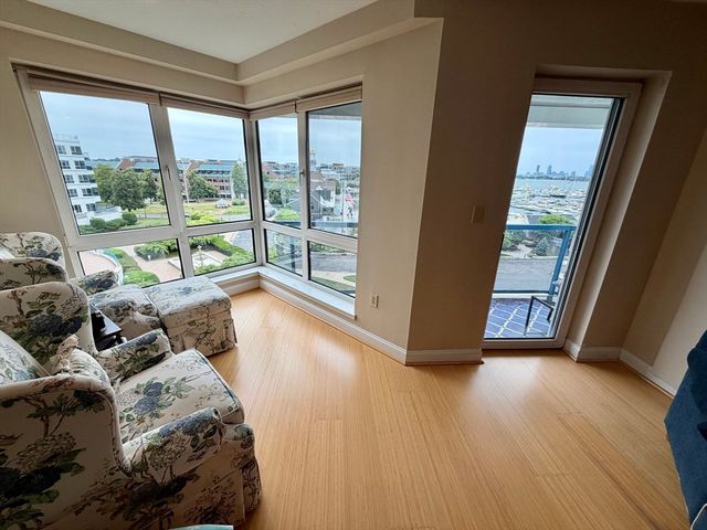 2001 Marina Dr 410, Quincy, MA 02171