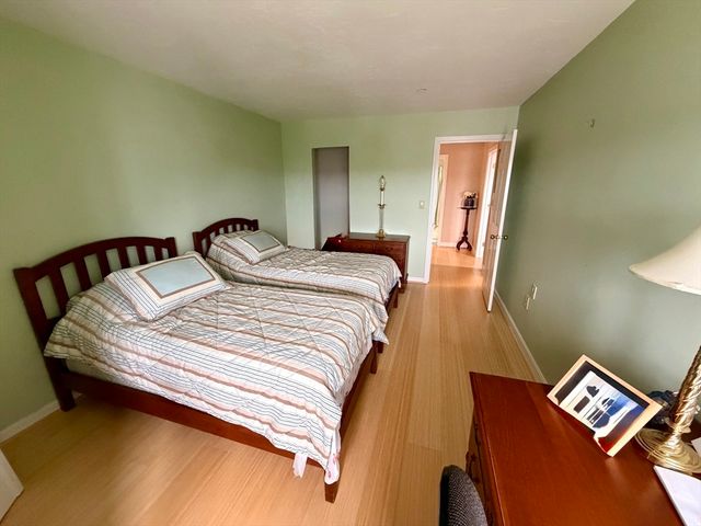 2001 Marina Dr 410, Quincy, MA 02171
