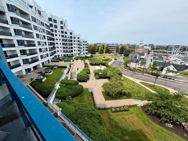 2001 Marina Dr 410, Quincy, MA 02171