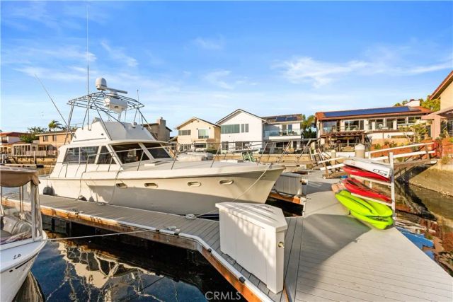 16455 Ladona Circle, Huntington Beach, CA 92649