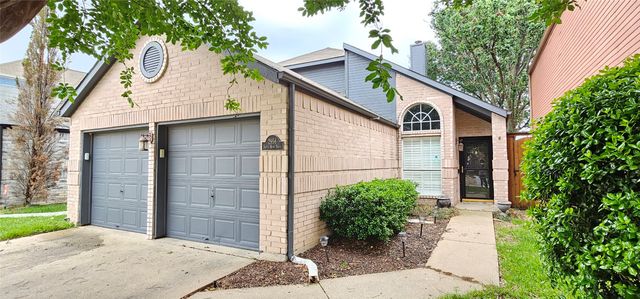 2956 S Bend Drive, Dallas, TX 75229