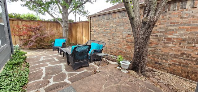 2956 S Bend Drive, Dallas, TX 75229