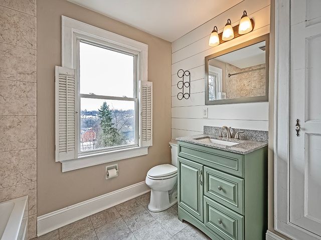 2515 Alydar Dr, Franklin Park, PA 15090