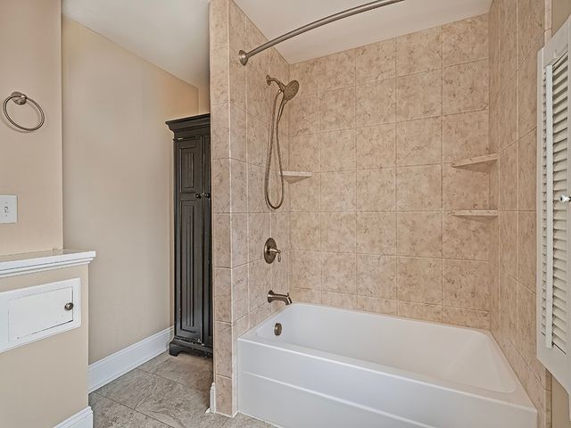 2515 Alydar Dr, Franklin Park, PA 15090