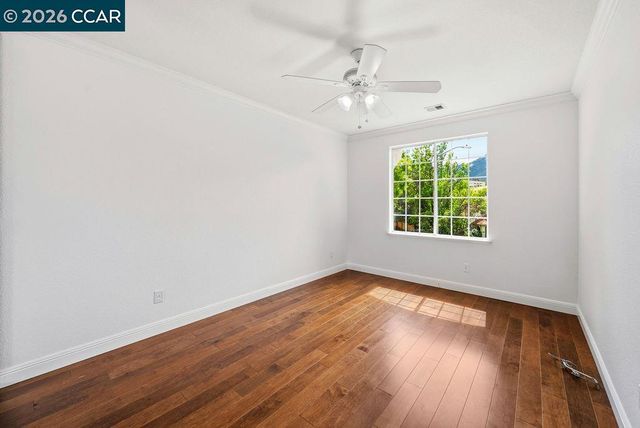 55 La Honda Ct, Clayton, CA 94517