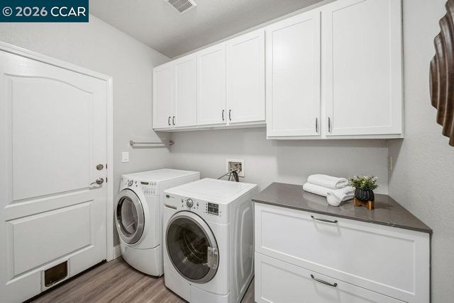 55 La Honda Ct, Clayton, CA 94517