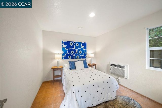 55 La Honda Ct, Clayton, CA 94517