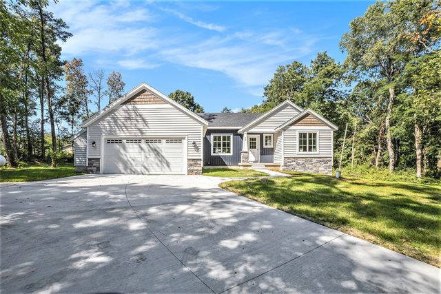 4275 Butternut Drive, Wayland, MI 49348