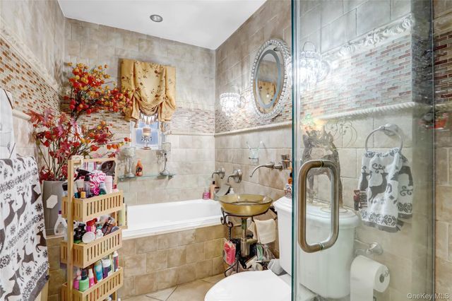 60-23 77th Place, Middle Village, NY 11379