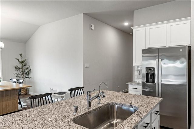 4901 Perennial Lane, La Marque, TX 77568