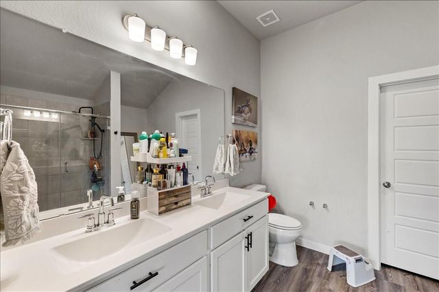 4901 Perennial Lane, La Marque, TX 77568