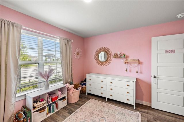4901 Perennial Lane, La Marque, TX 77568