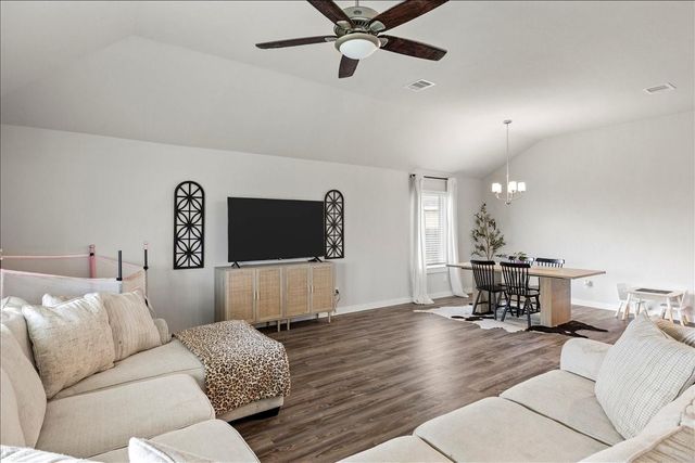 4901 Perennial Lane, La Marque, TX 77568