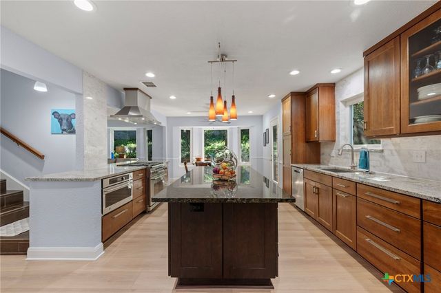 6204 Bon Terra Drive, Austin, TX 78731