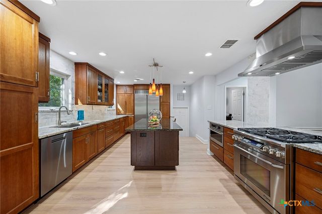 6204 Bon Terra Drive, Austin, TX 78731