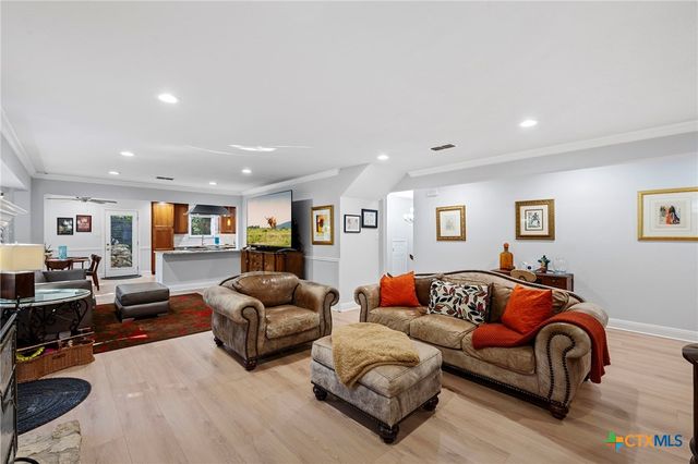 6204 Bon Terra Drive, Austin, TX 78731