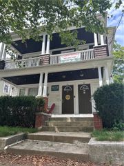 122 Pinehurt Street, Providence, RI 02908