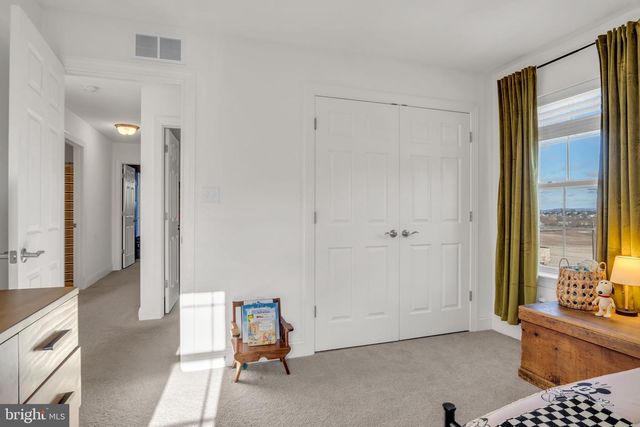 100 EAGLE RD, Dillsburg, PA 17019