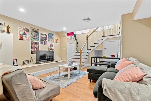 1011 Tremont Street, Boston, MA 02120