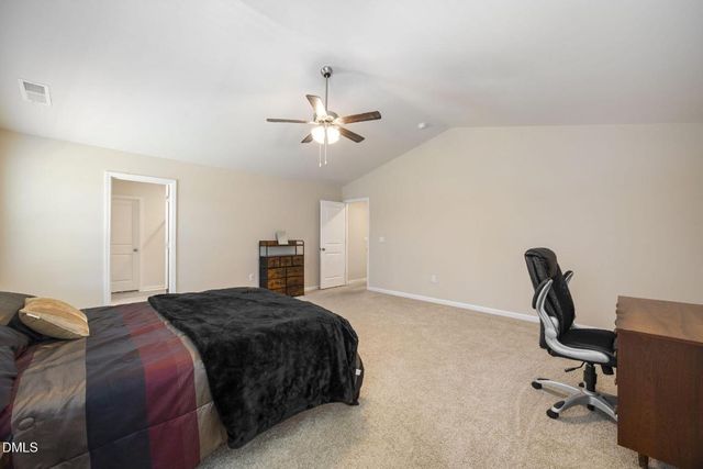 27 Winterberry Way, Fuquay Varina, NC 27526