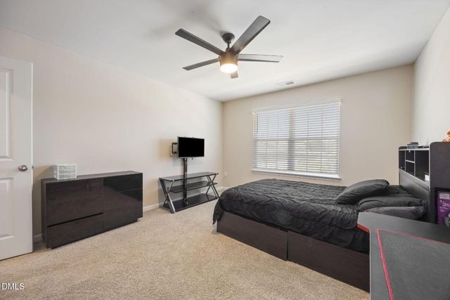 27 Winterberry Way, Fuquay Varina, NC 27526