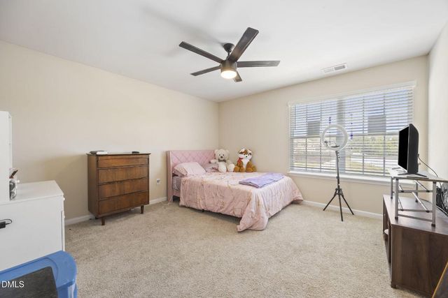 27 Winterberry Way, Fuquay Varina, NC 27526