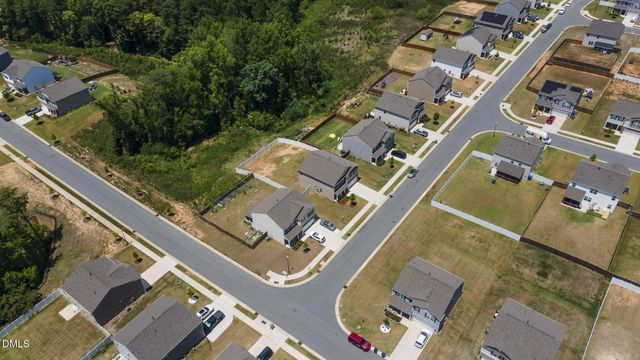 27 Winterberry Way, Fuquay Varina, NC 27526
