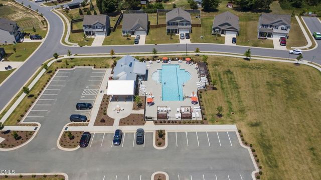 27 Winterberry Way, Fuquay Varina, NC 27526