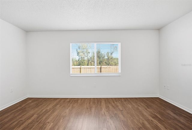 519 SCARLET MAPLE COURT, Plant City, FL 33563