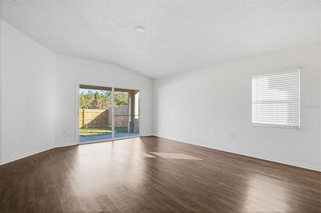 519 SCARLET MAPLE COURT, Plant City, FL 33563