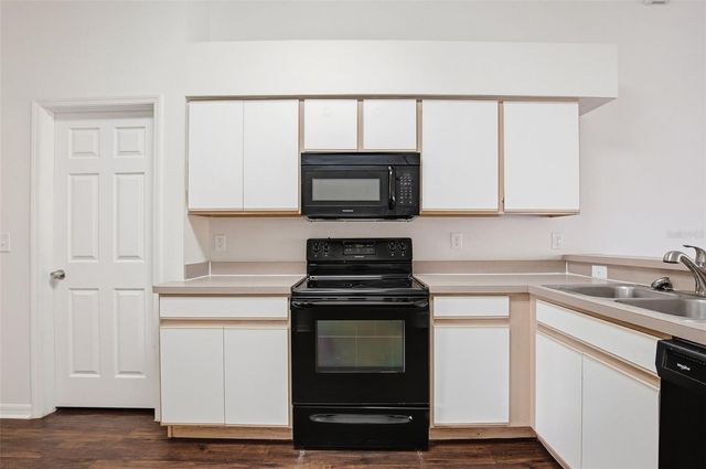 519 SCARLET MAPLE COURT, Plant City, FL 33563