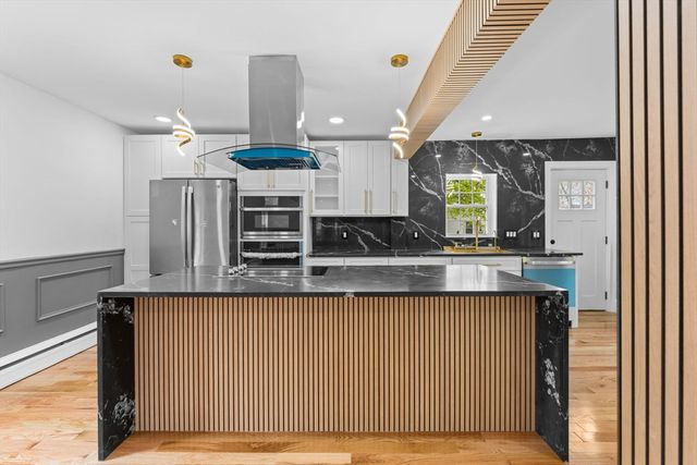222 Menlo St, Brockton, MA 02301