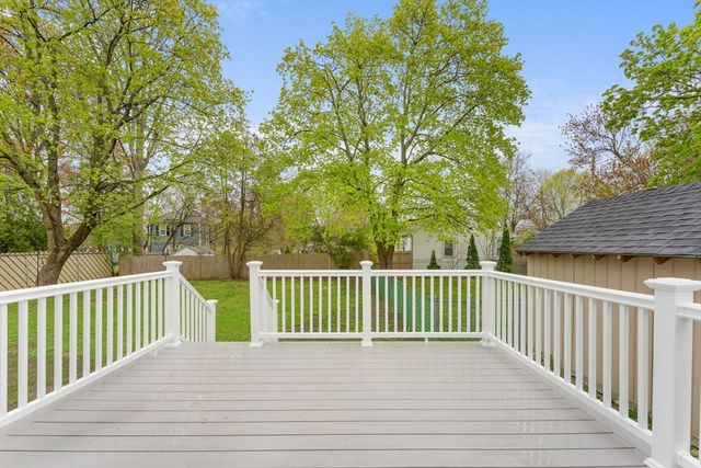 222 Menlo St, Brockton, MA 02301
