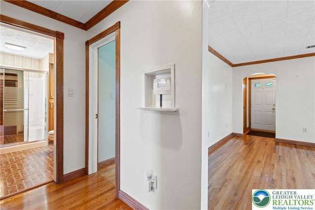 3418 North 2nd Street, Whitehall Twp, PA 18052