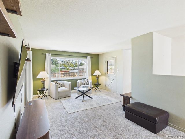 480 S Newland St, Lakewood, CO 80226