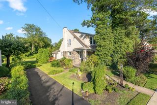 328 MORRIS RD, Wayne, PA 19087
