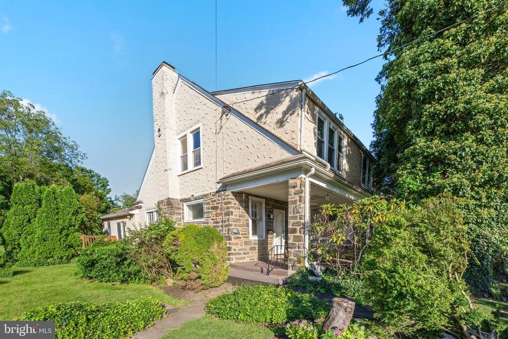 328 MORRIS RD, WAYNE, PA 19087 — photo 2
