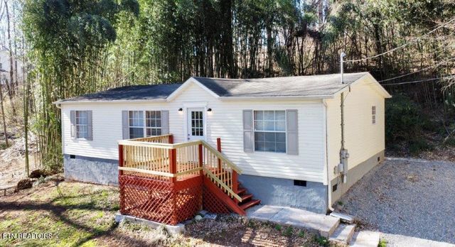 1121 Army St, Knoxville, TN 37920