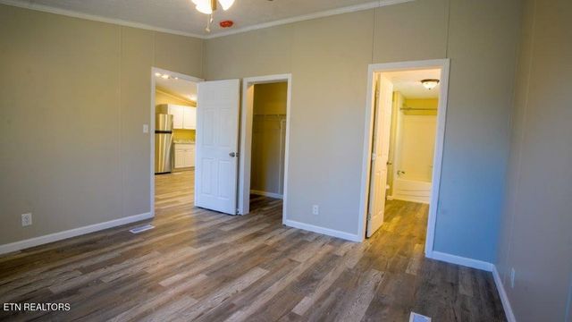 1121 Army St, Knoxville, TN 37920
