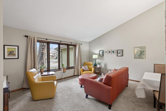 7780 139th Court, Apple Valley, MN 55124