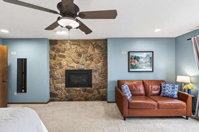 7780 139th Court, Apple Valley, MN 55124