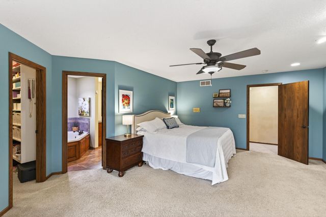 7780 139th Court, Apple Valley, MN 55124